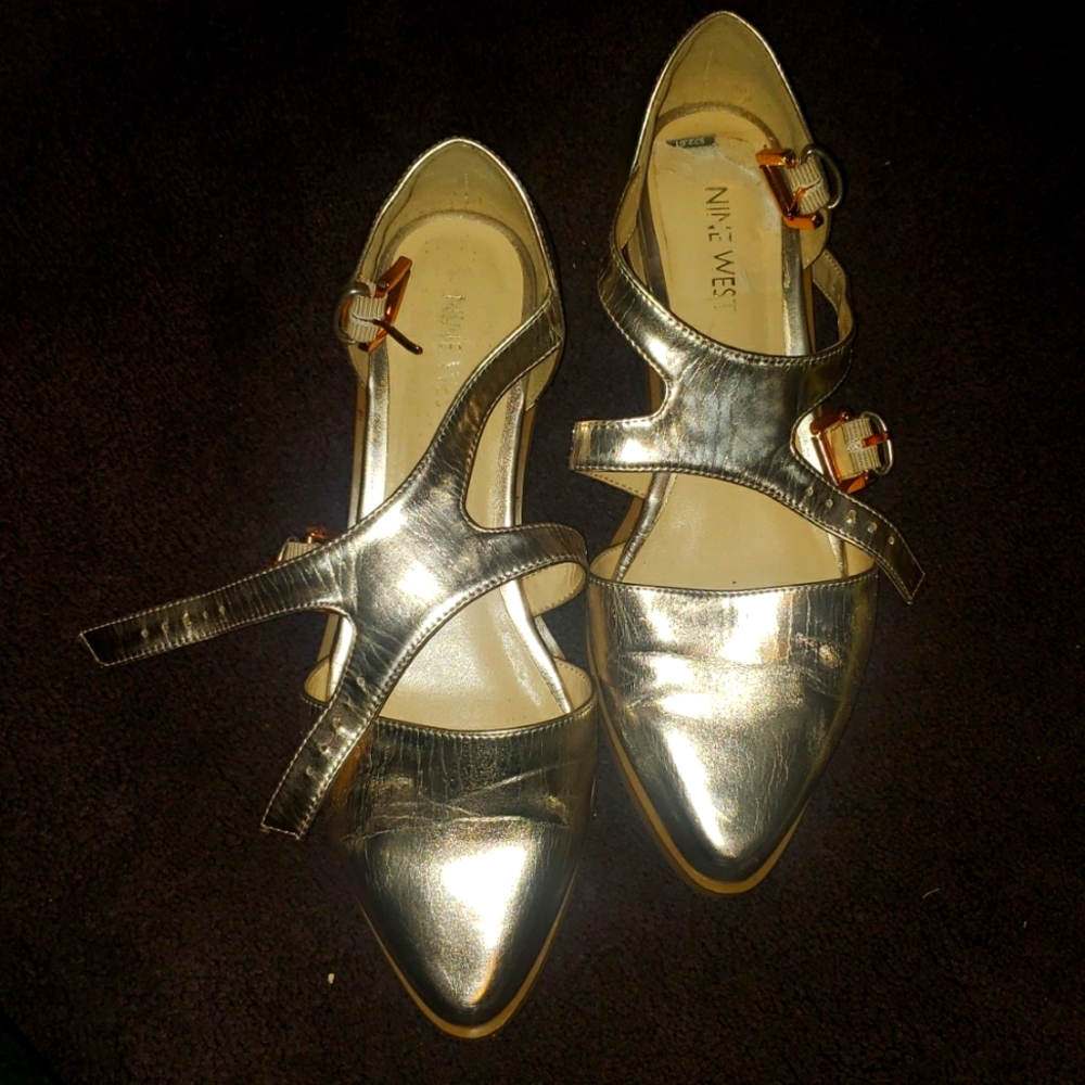 Nine West rose gold Mary Jane sz 8.